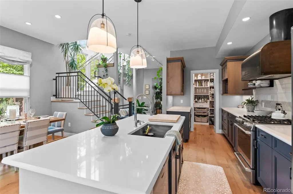 2880 Curtis Street Denver CO 80205