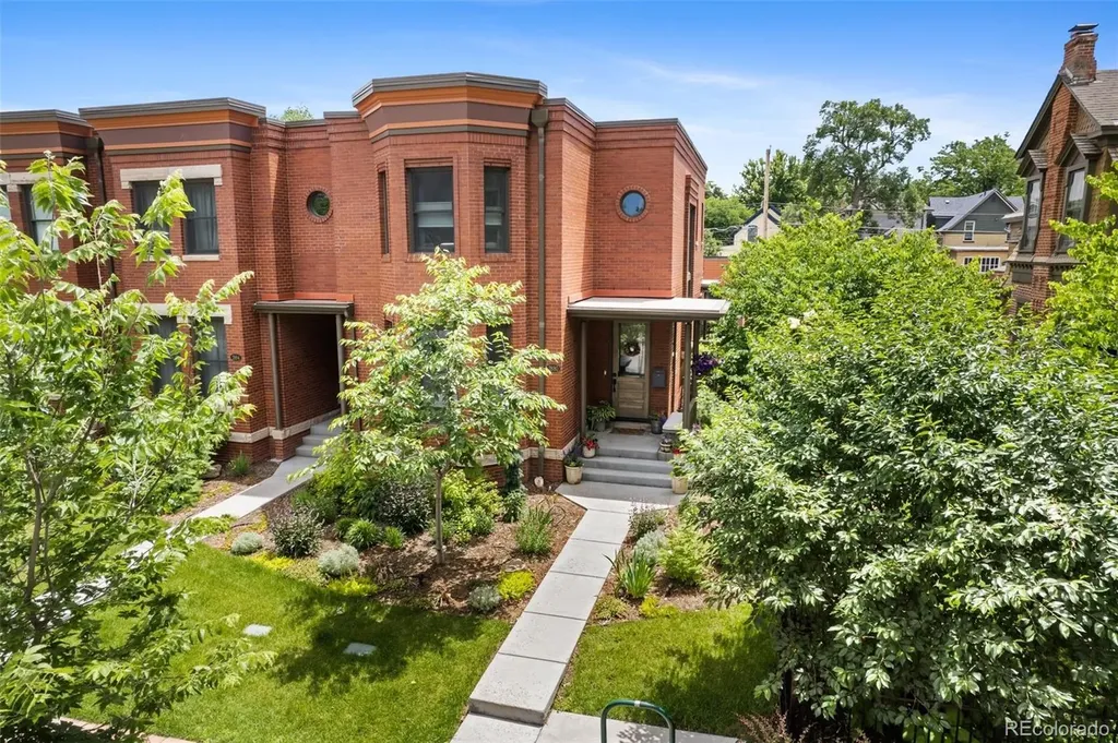 2880 Curtis Street Denver CO 80205