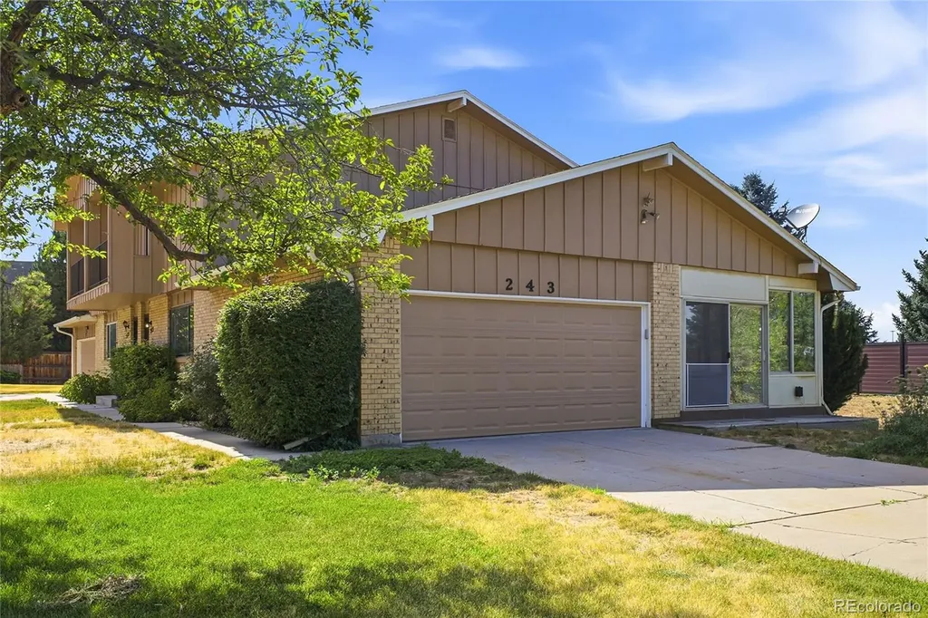 243 Vance Street Lakewood CO 80226