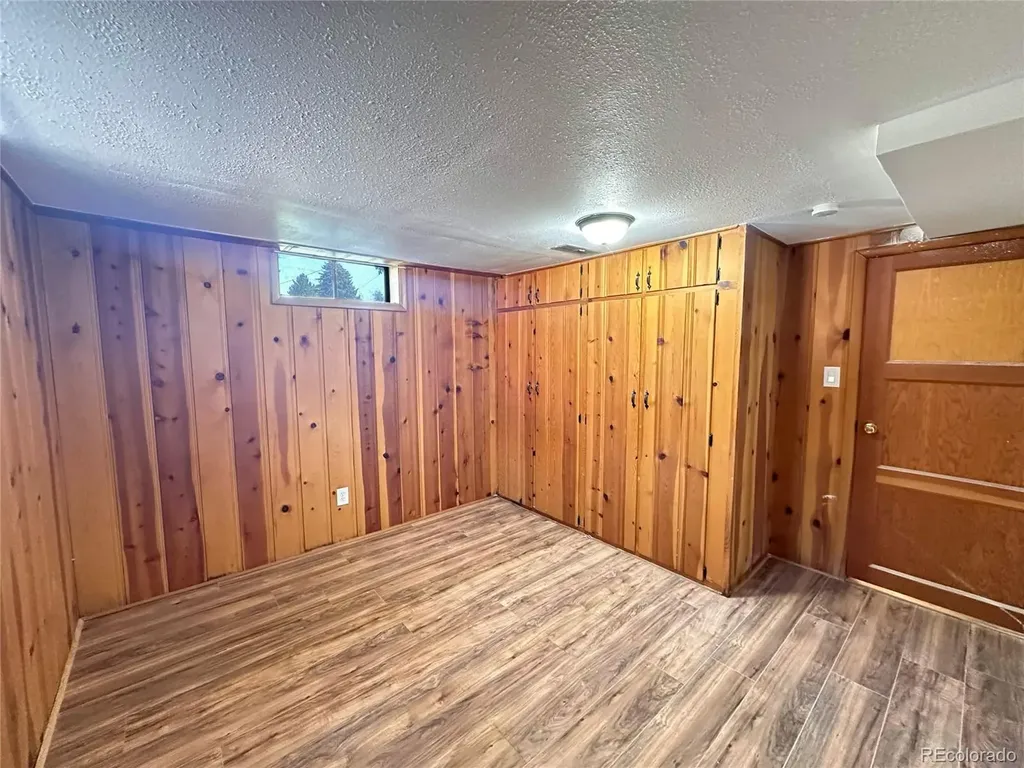 5740 S Fox Street Littleton CO 80120