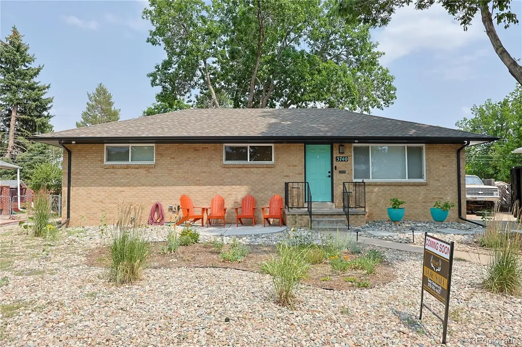 5740 S Fox Street Littleton CO 80120