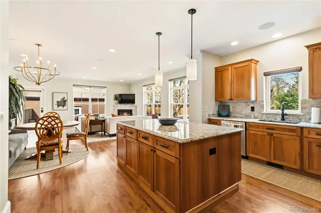 1901 S Logan Street Denver CO 80210