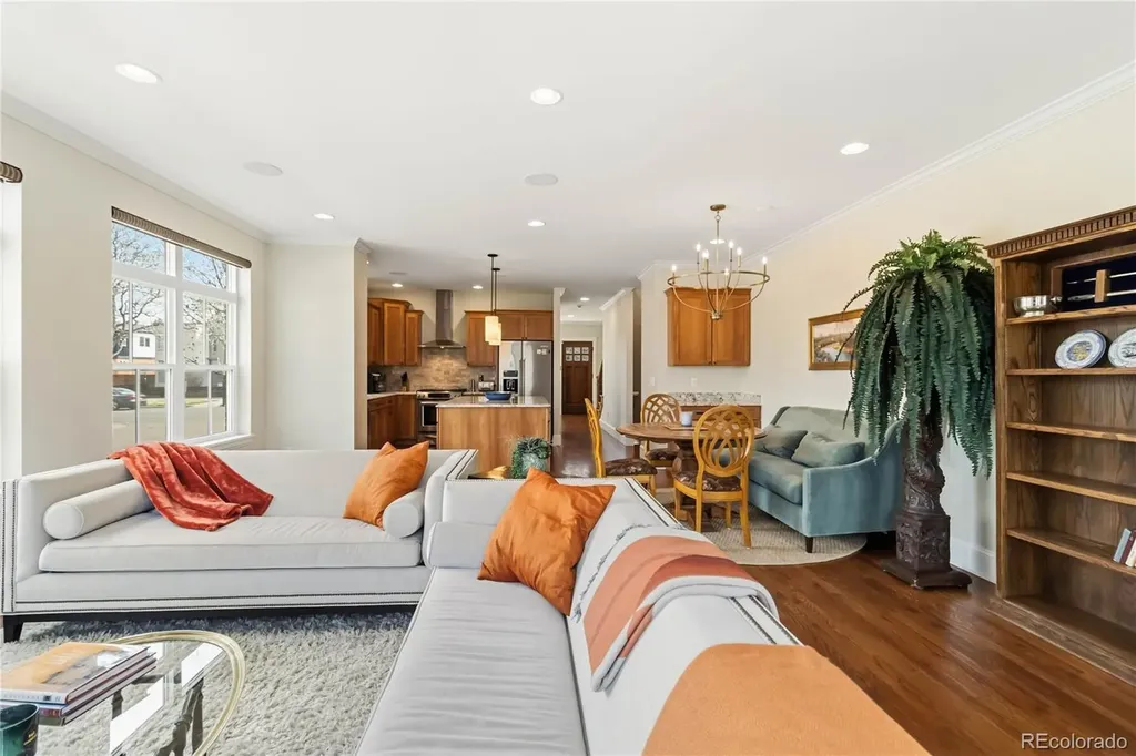 1901 S Logan Street Denver CO 80210