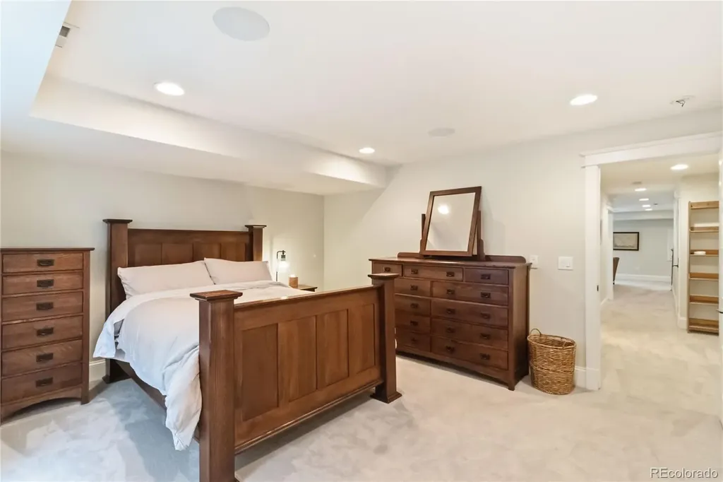 1901 S Logan Street Denver CO 80210