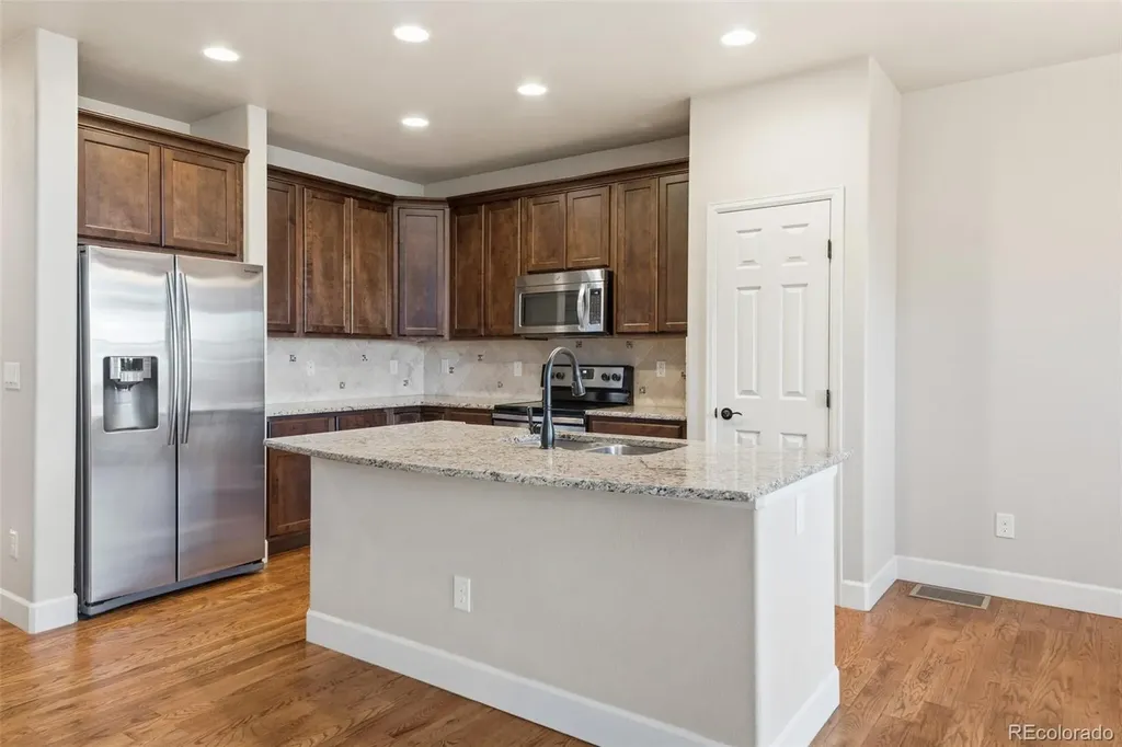 9763 W Hinsdale Lane Littleton CO 80128