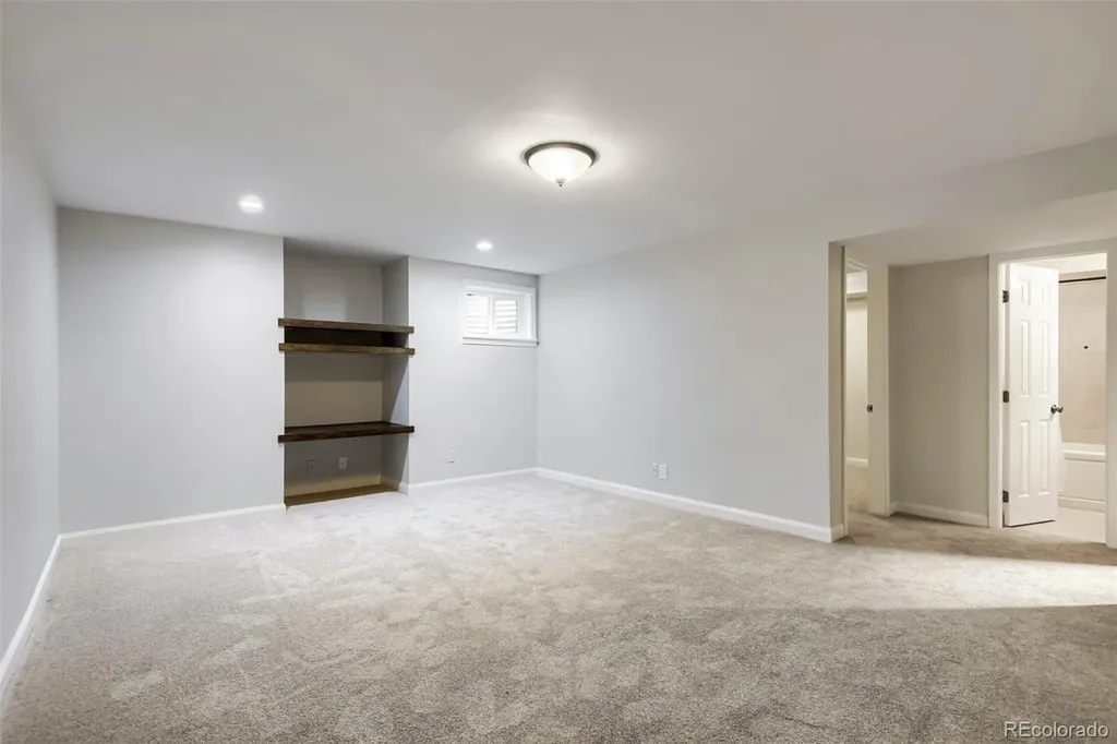 6393 S Jackson Street Littleton CO 80121