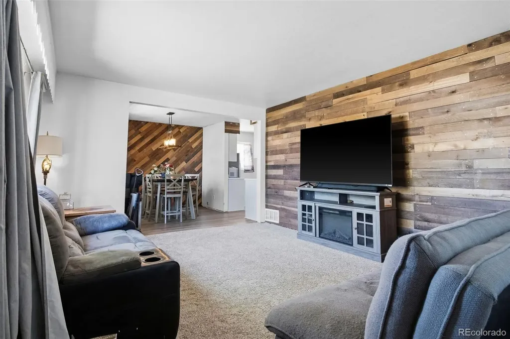 9411 Lilly Court Thornton CO 80229