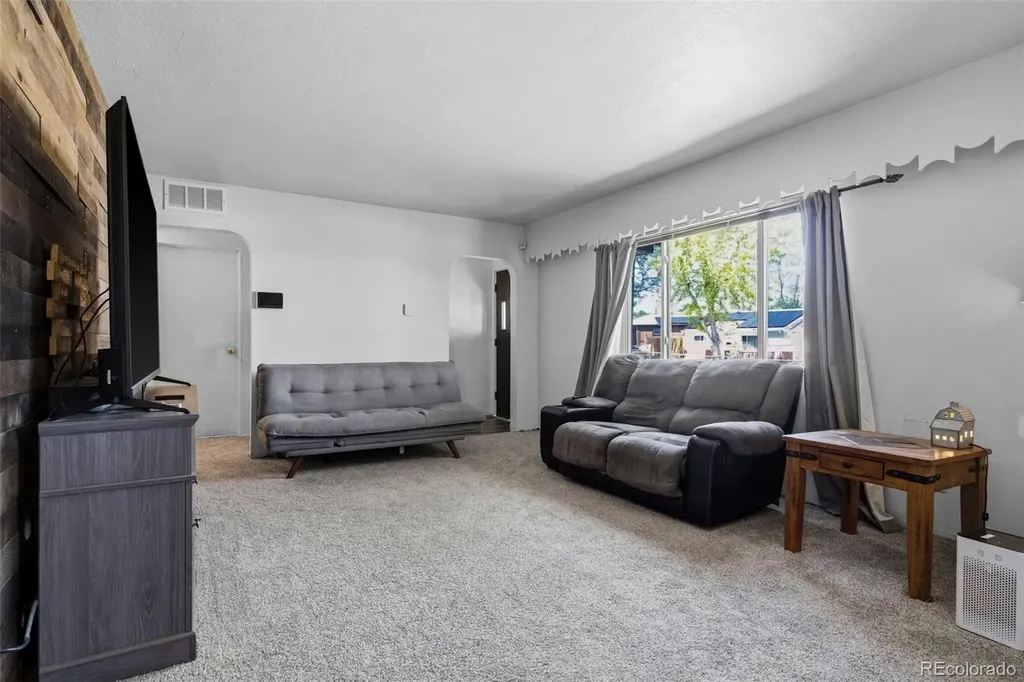 9411 Lilly Court Thornton CO 80229