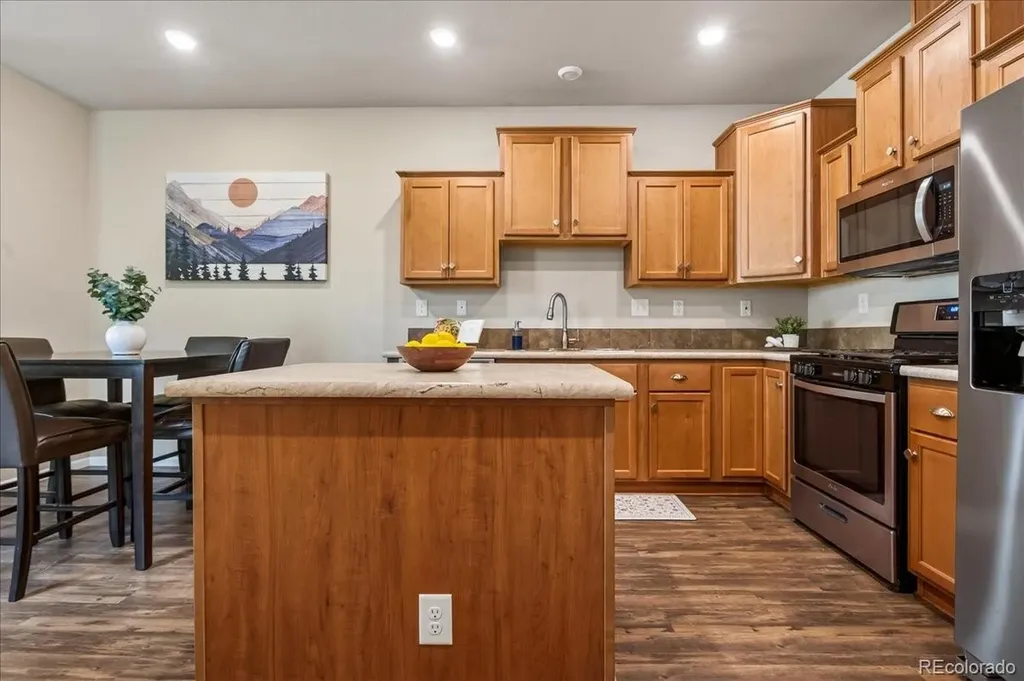 53 Brook Trout Loop Gypsum CO 81637