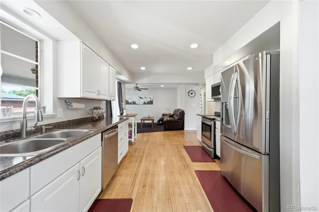 361 Newark Street Aurora CO 80010