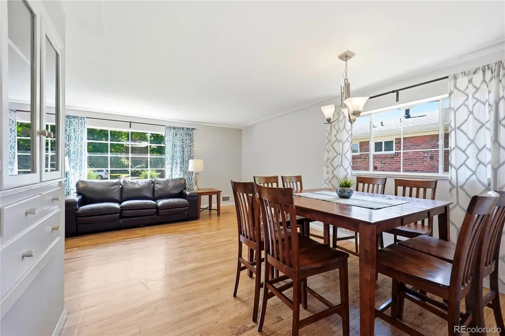 361 Newark Street Aurora CO 80010