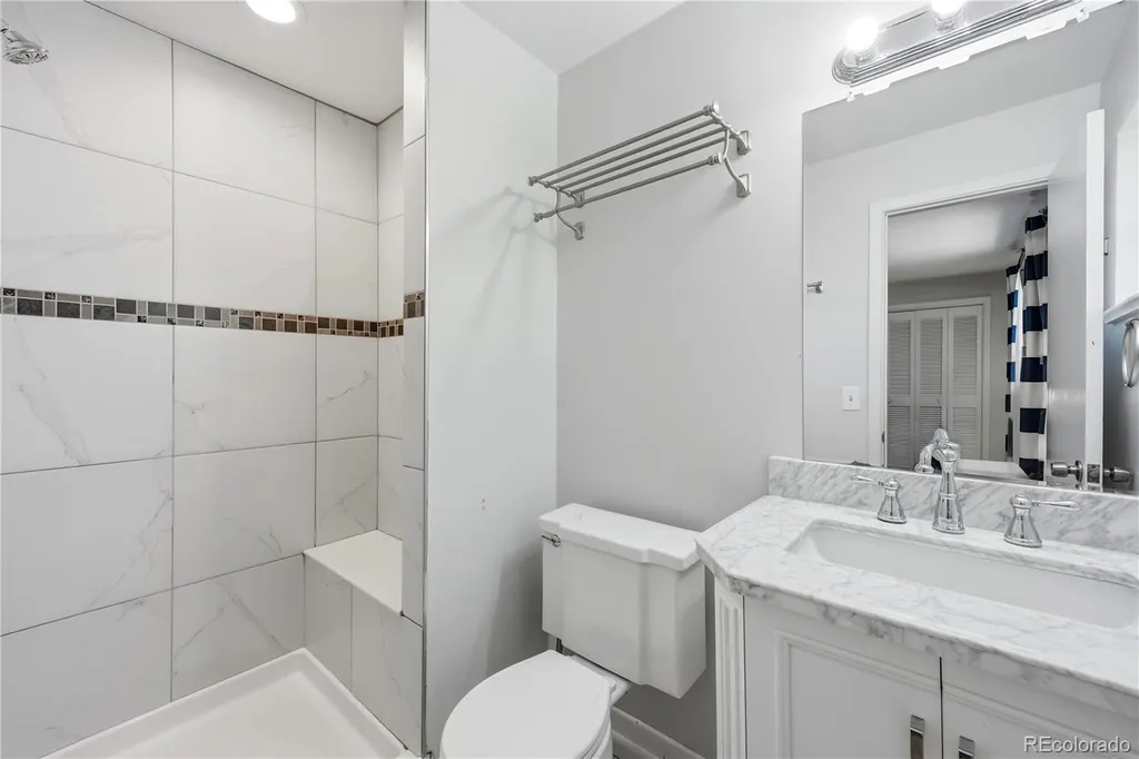 361 Newark Street Aurora CO 80010