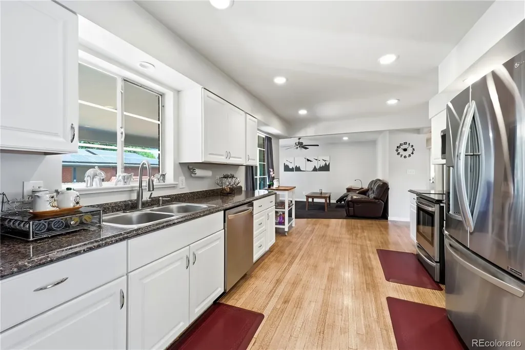 361 Newark Street Aurora CO 80010