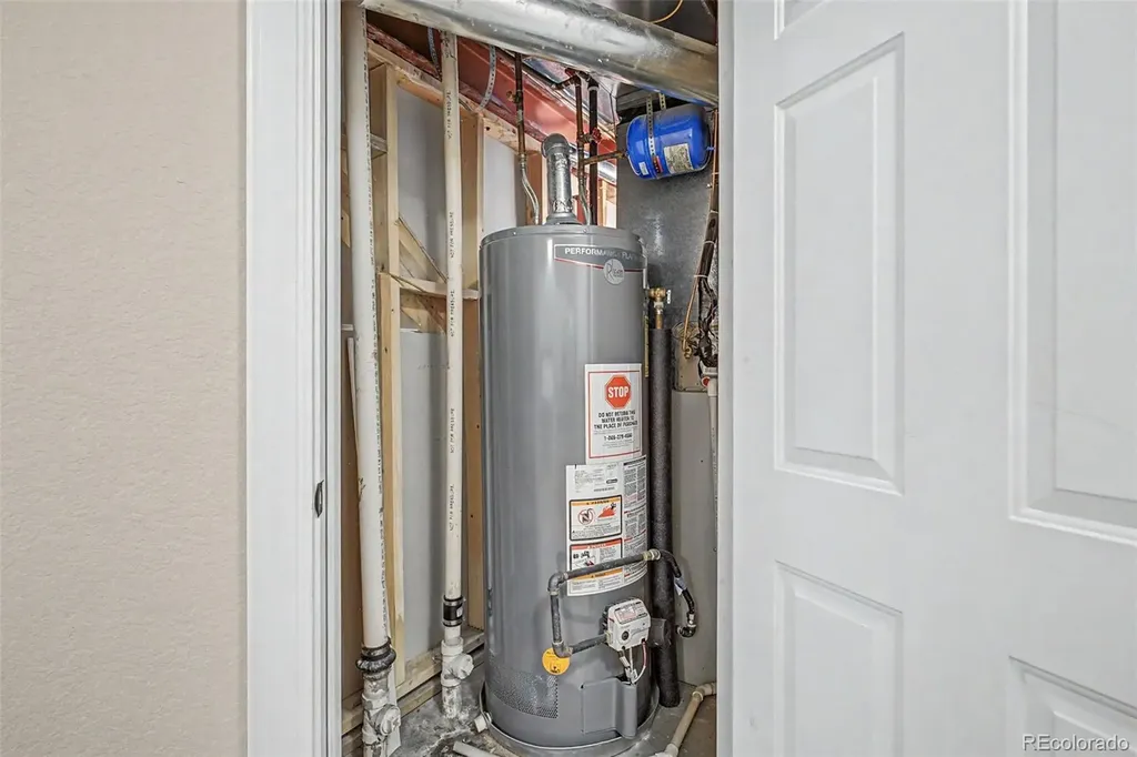 15137 E Nassau Avenue Aurora CO 80014