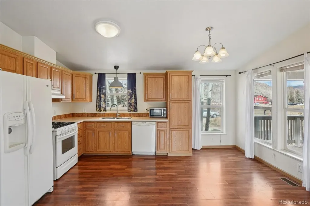 133 E Grand Avenue Hot Sulphur Springs CO 80451