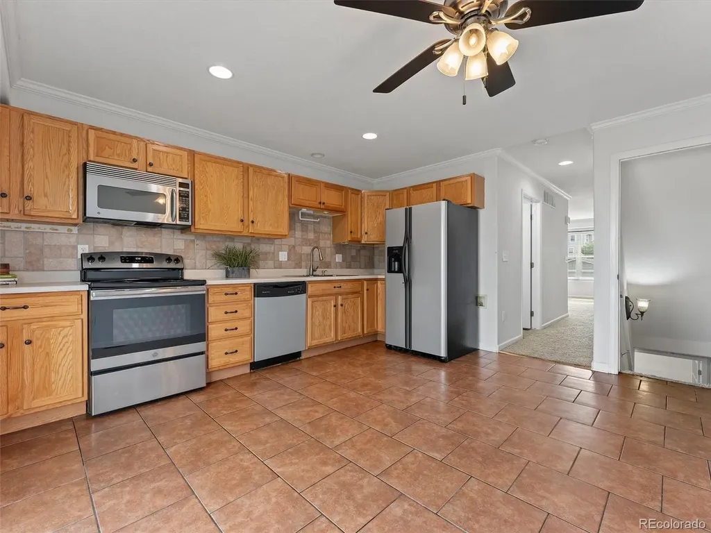 1894 Oakcrest Circle Castle Rock CO 80104