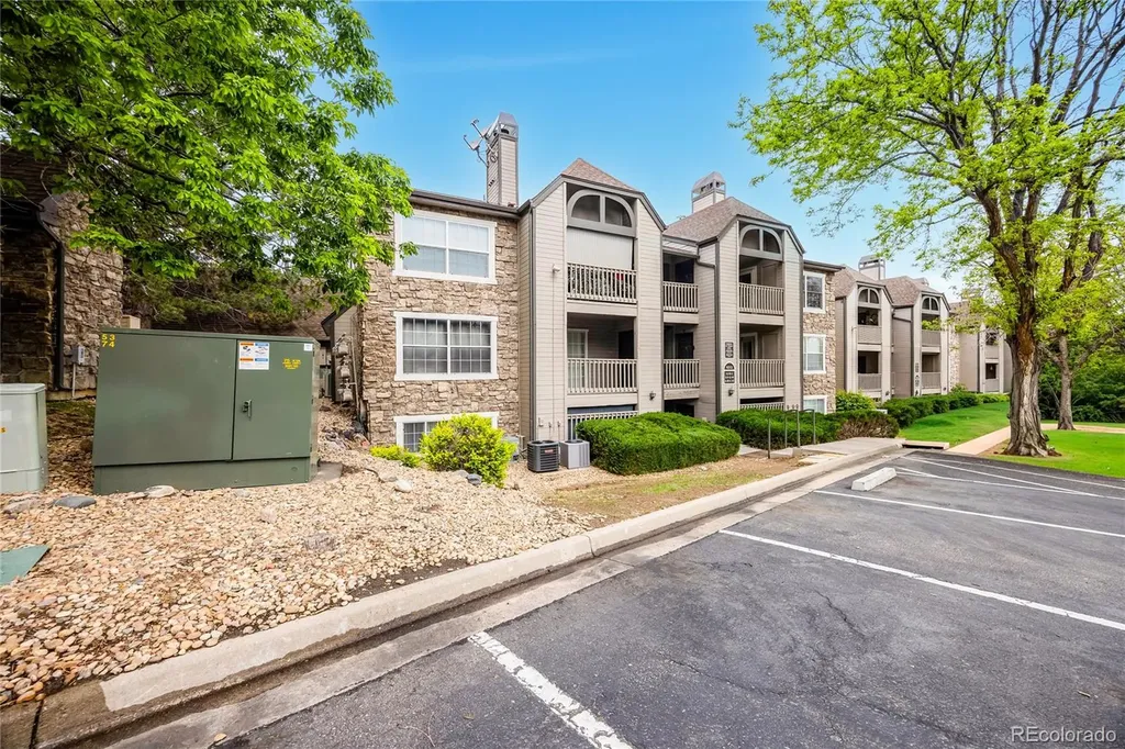 9212 E Arbor Circle Englewood CO 80111