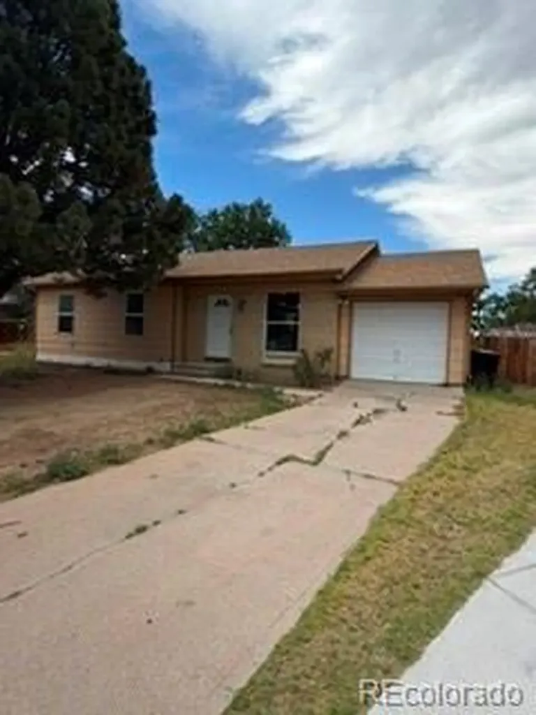 9748 Clayton Circle Denver CO 80229
