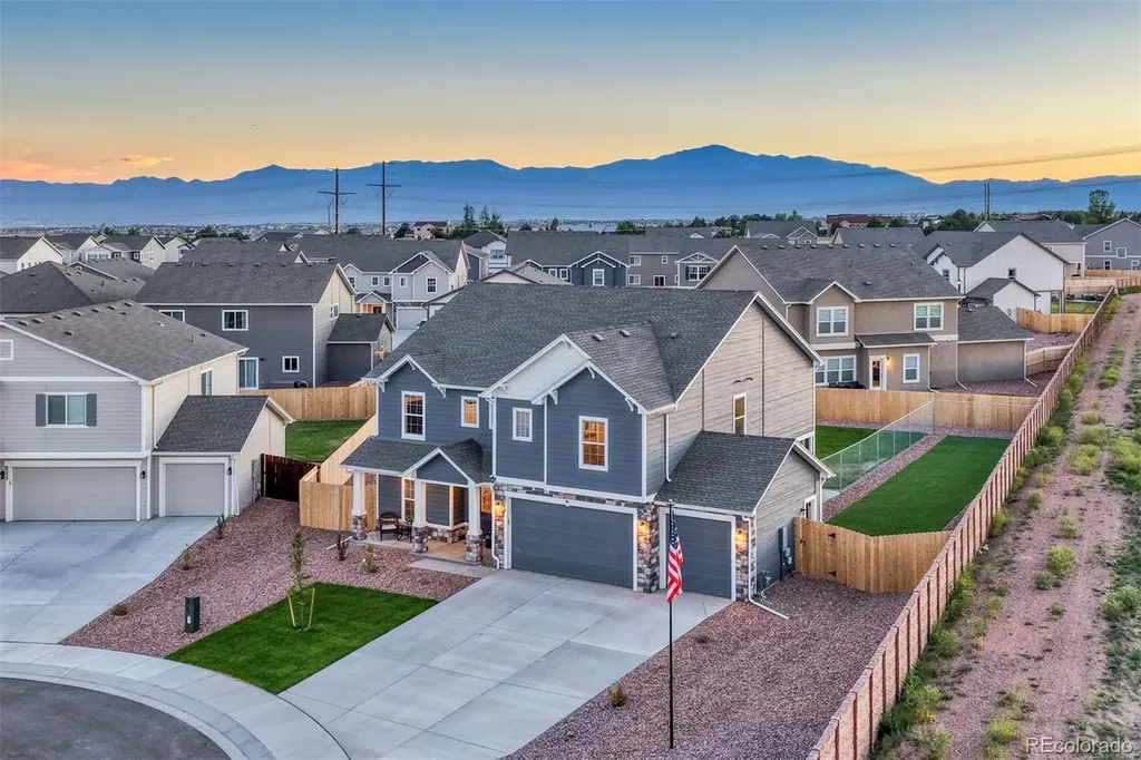 8268 Sophia Lane Peyton CO 80831