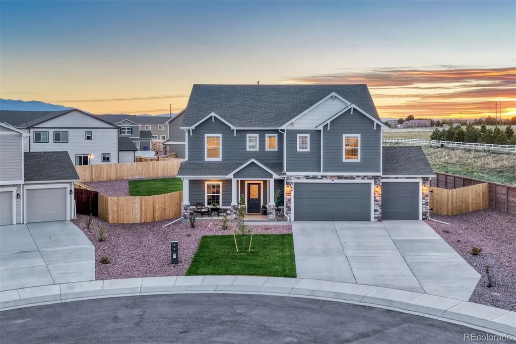 8268 Sophia Lane Peyton CO 80831
