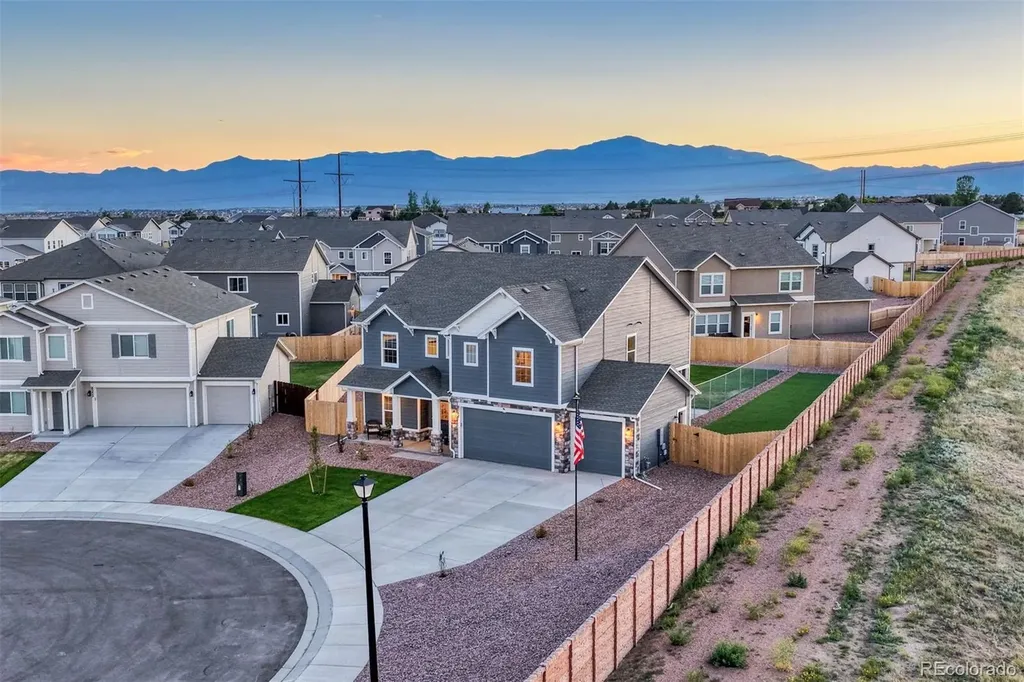 8268 Sophia Lane Peyton CO 80831