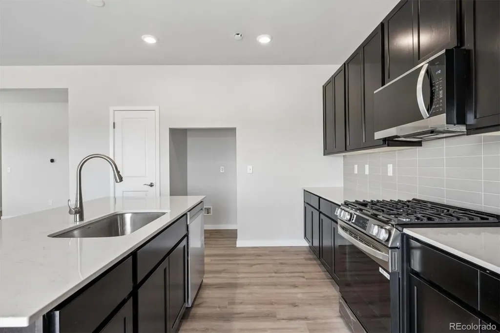 9394 Danube Street Commerce City CO 80022