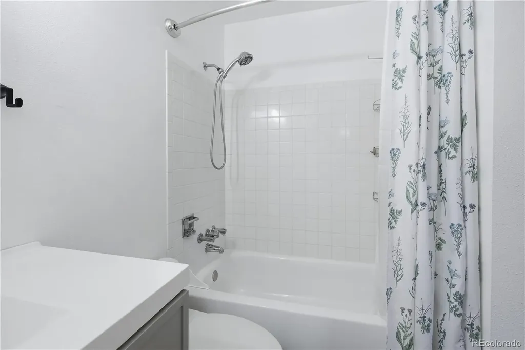 1250 S Monaco Street Parkway Denver CO 80224