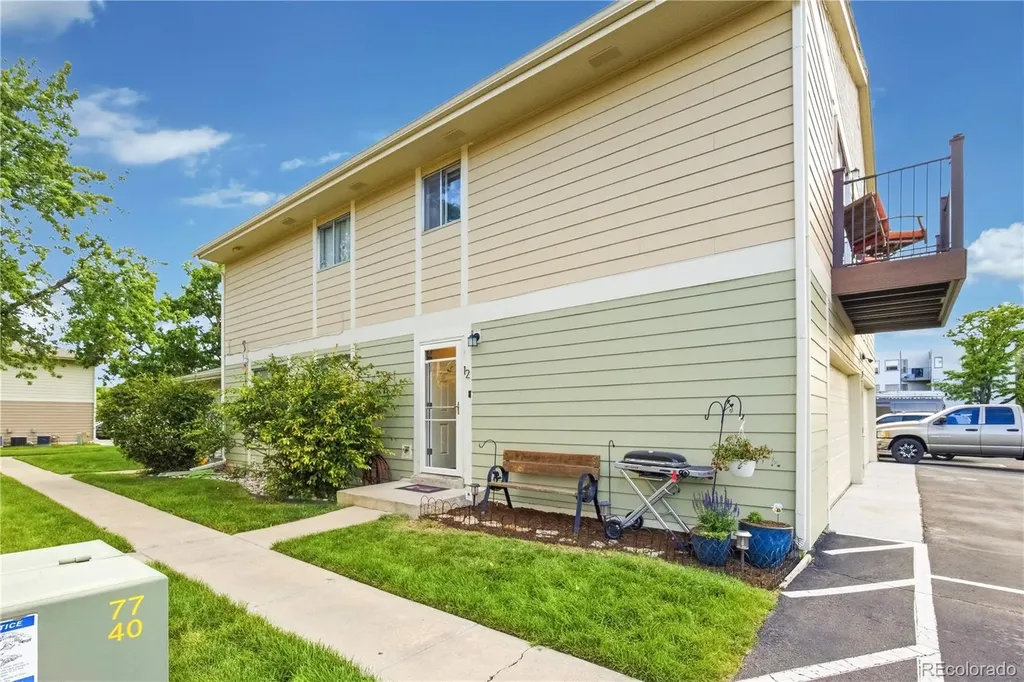 1250 S Monaco Street Parkway Denver CO 80224
