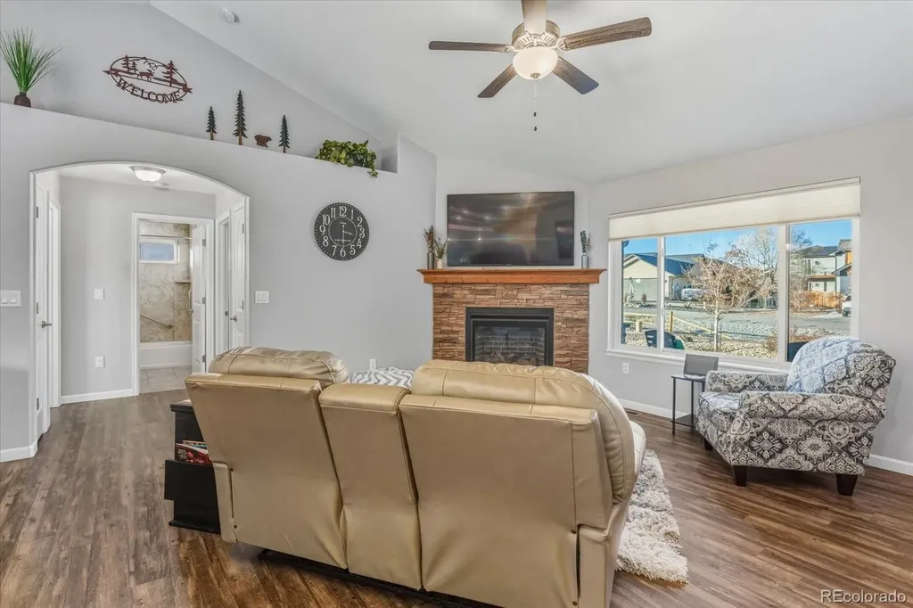 1115 E Sabeta Avenue Poncha Springs CO 81242