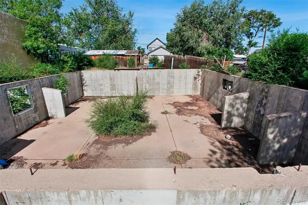 3815 N Madison Street Denver CO 80205