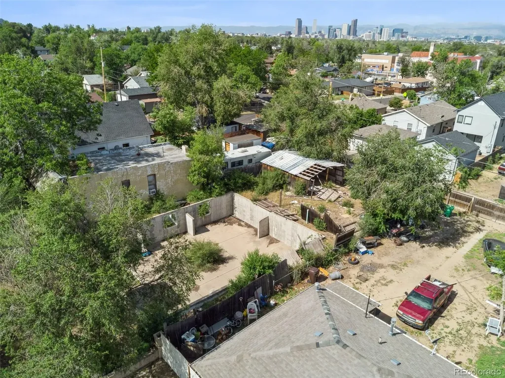 3815 N Madison Street Denver CO 80205