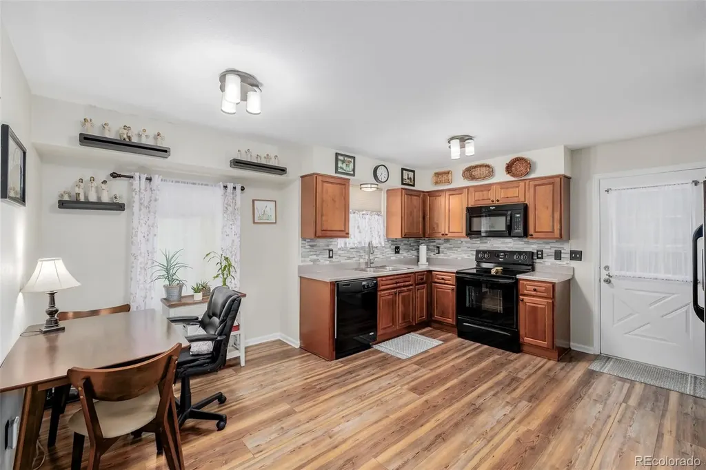 16102 E Radcliff Place Aurora CO 80015