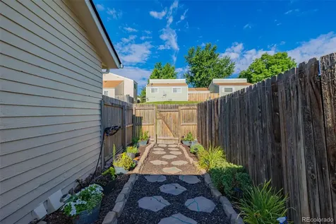 16102 E Radcliff Place Aurora CO 80015