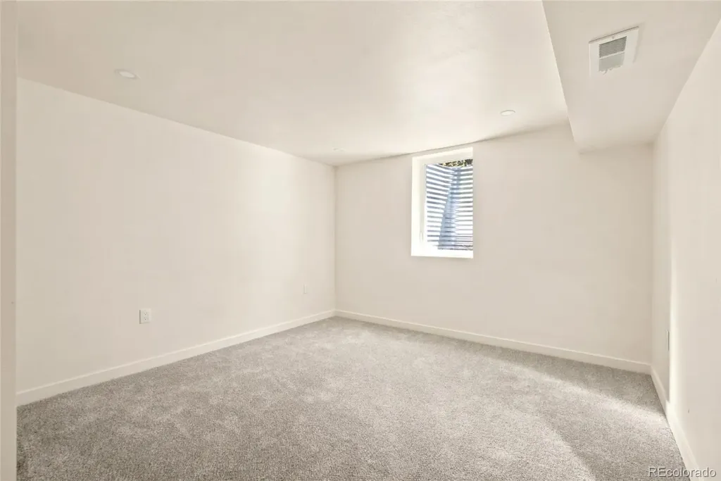 3280 Leyden Street Denver CO 80207