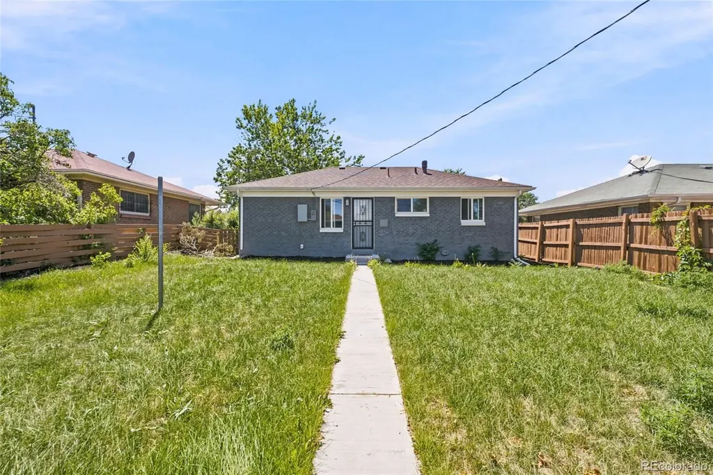 3280 Leyden Street Denver CO 80207