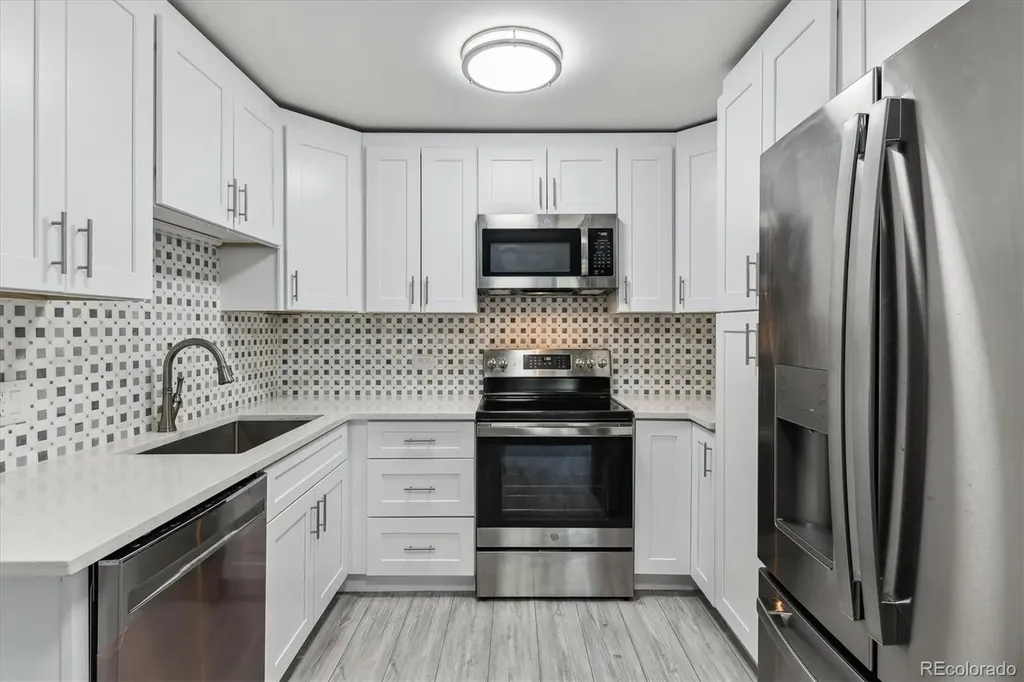 695 S Alton Way Denver CO 80247