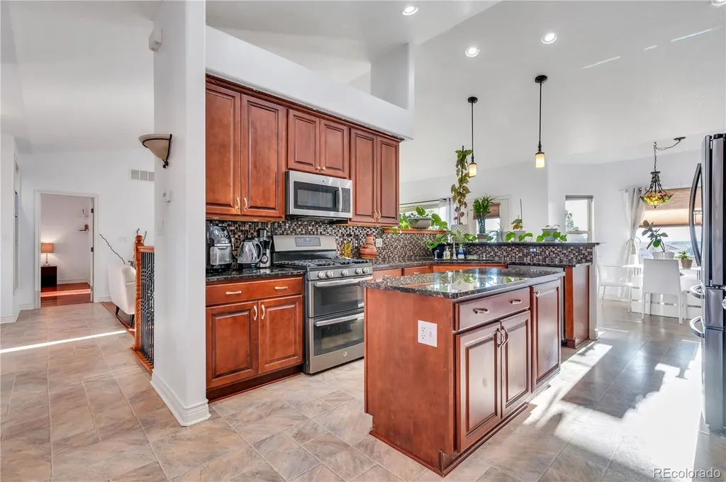 581 S Seaside Drive Pueblo CO 81007