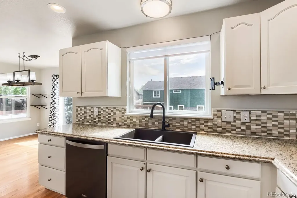 10338 Blue Heron Court Highlands Ranch CO 80129