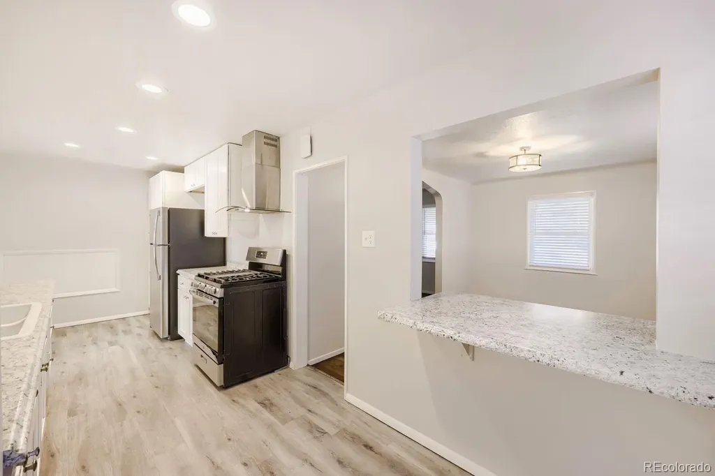 5166 Eliot Street Denver CO 80221