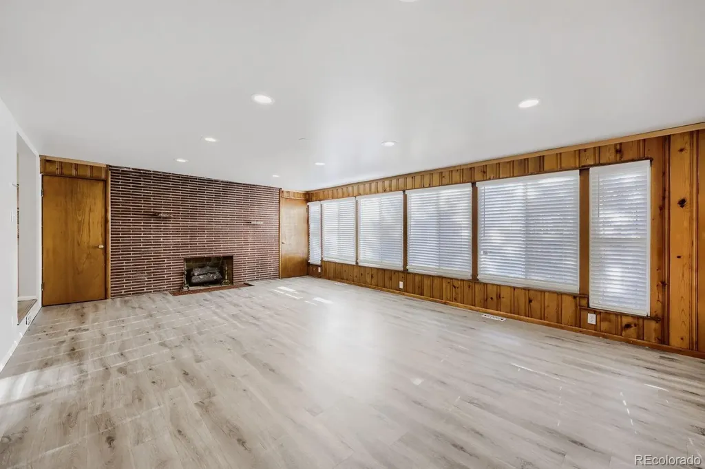 5166 Eliot Street Denver CO 80221