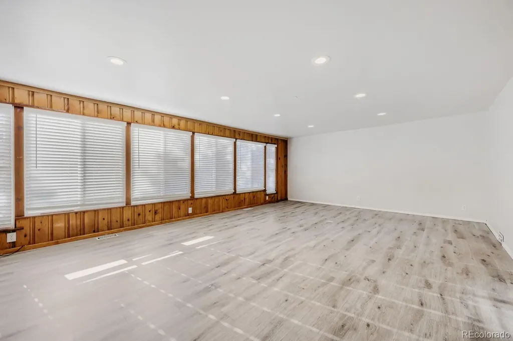 5166 Eliot Street Denver CO 80221