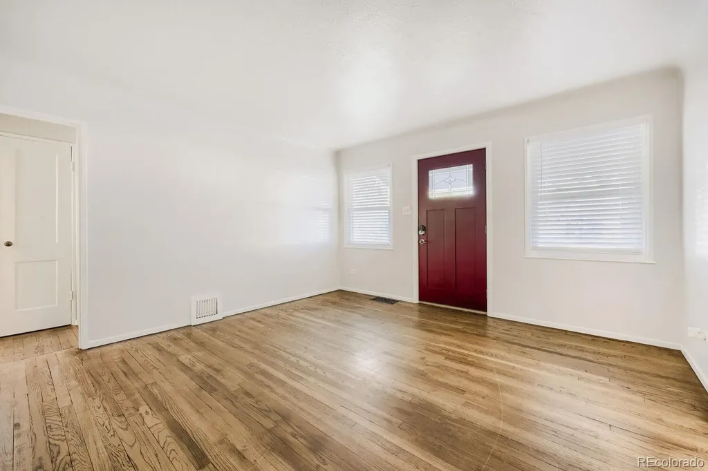 5166 Eliot Street Denver CO 80221
