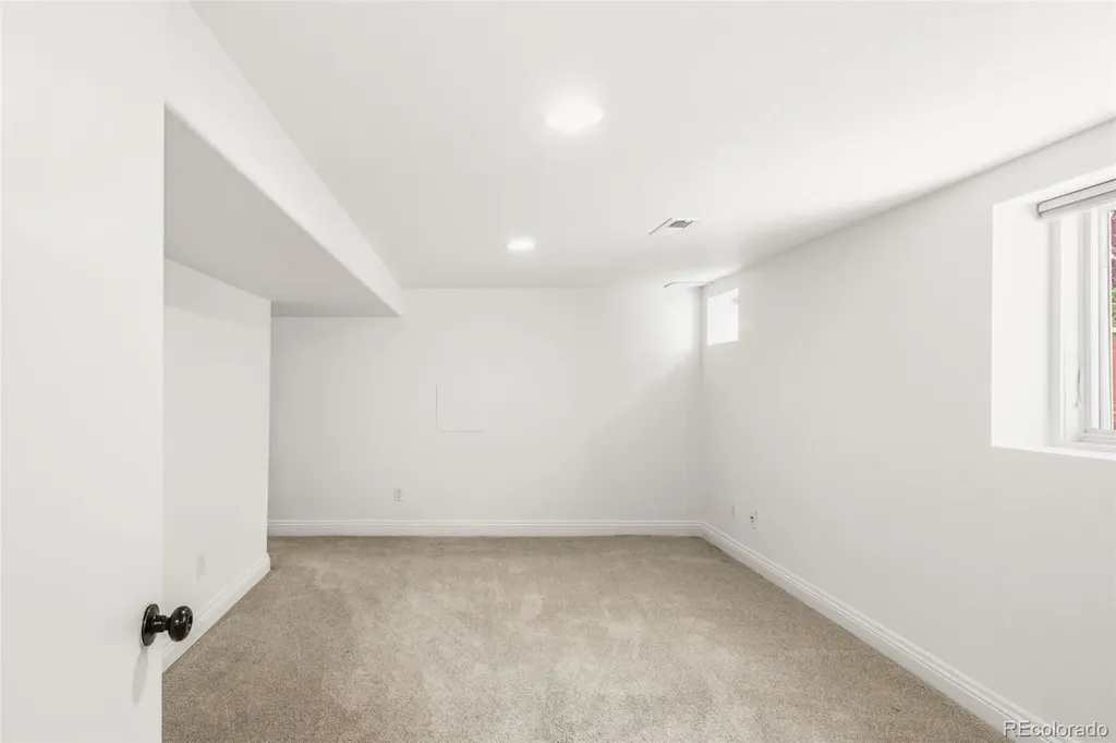 649 S Ogden Street Denver CO 80209