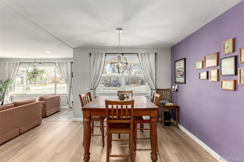 1739 Collyer Street Longmont CO 80501
