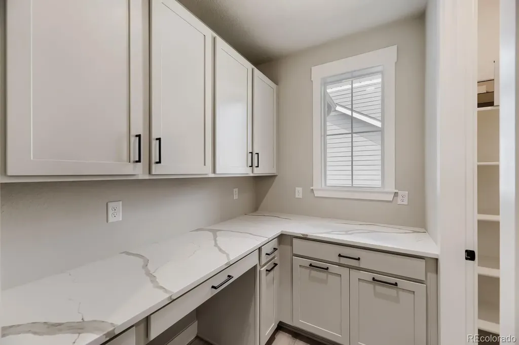 21831 E Tansy Place Aurora CO 80016