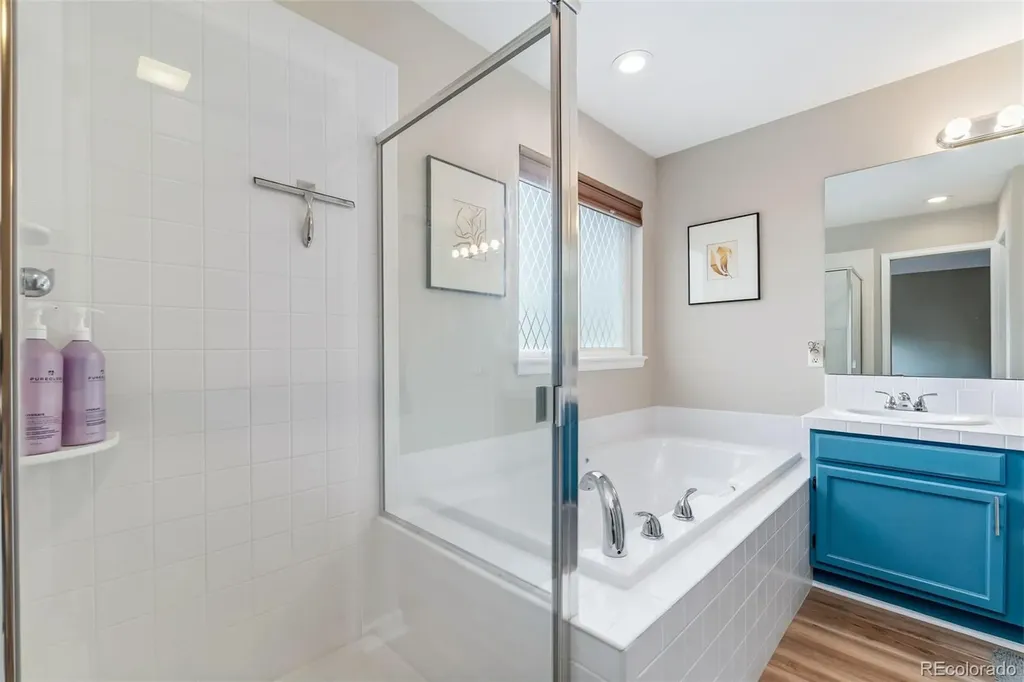812 Brookside Drive Longmont CO 80504