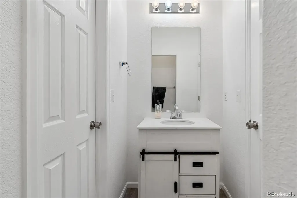 5571 Killarney Street Denver CO 80249