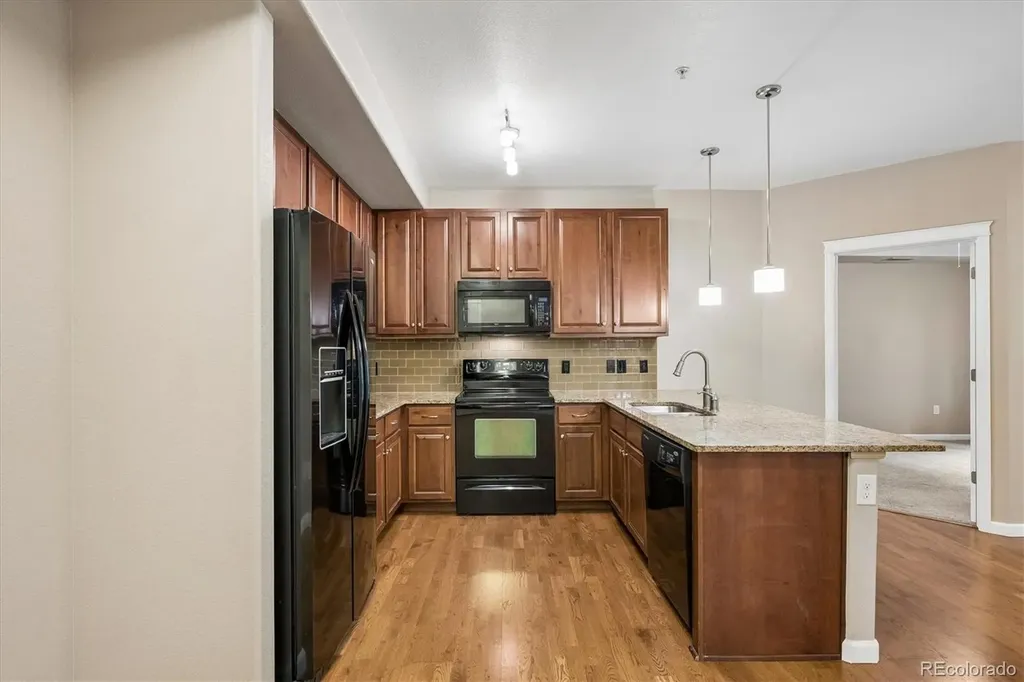 1044 Rockhurst Drive Highlands Ranch CO 80129
