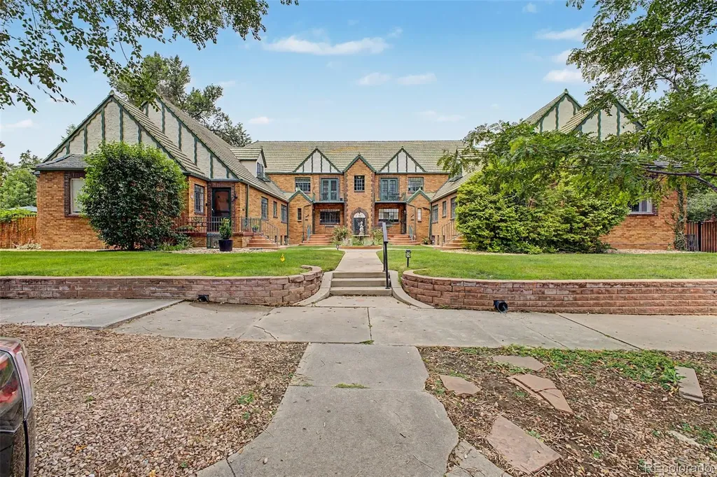 1405 Dexter Street Denver CO 80220