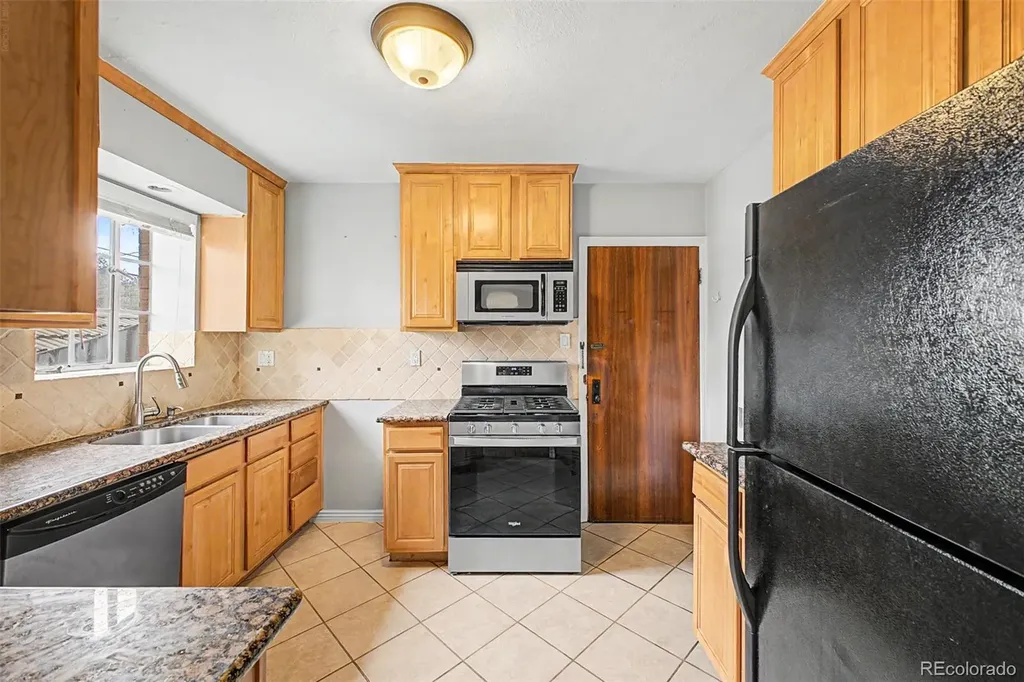 1405 Dexter Street Denver CO 80220
